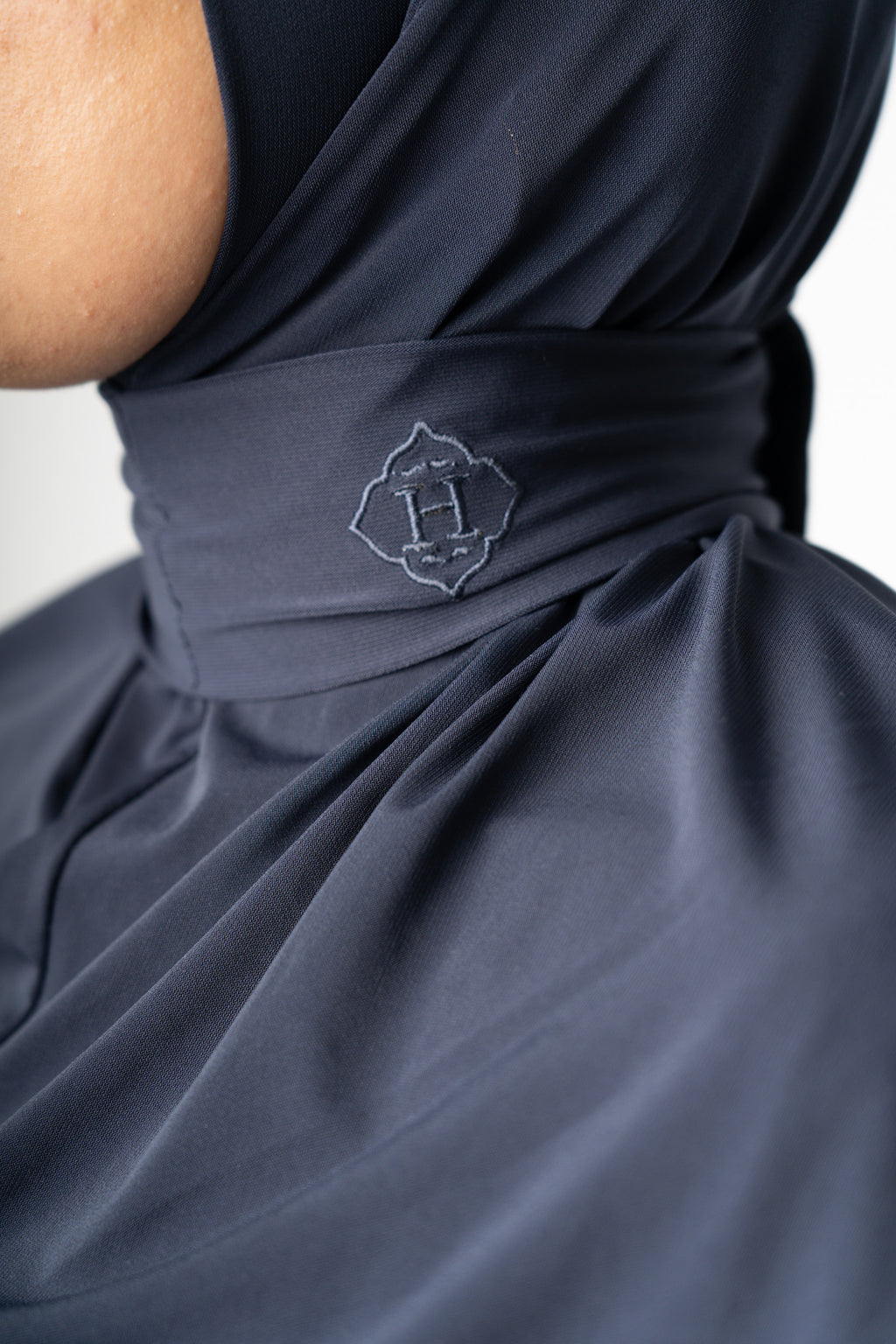 Instant Hijab Darkmidnight Navy (Dark Blue)