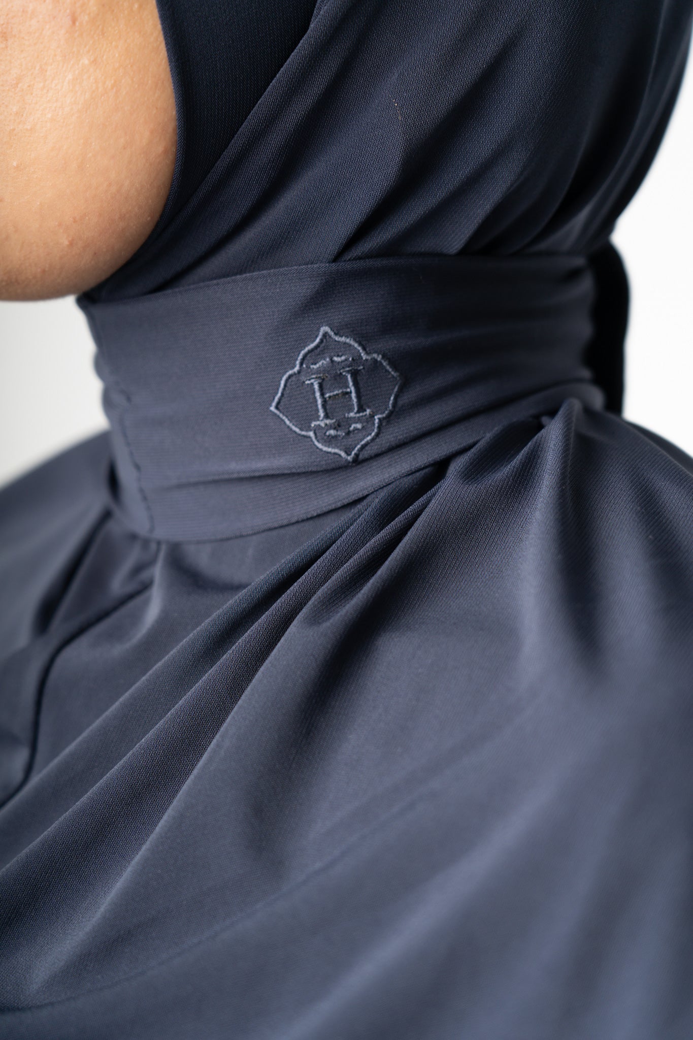 Instant Hijab Darkmidnight Navy (Dark Blue)