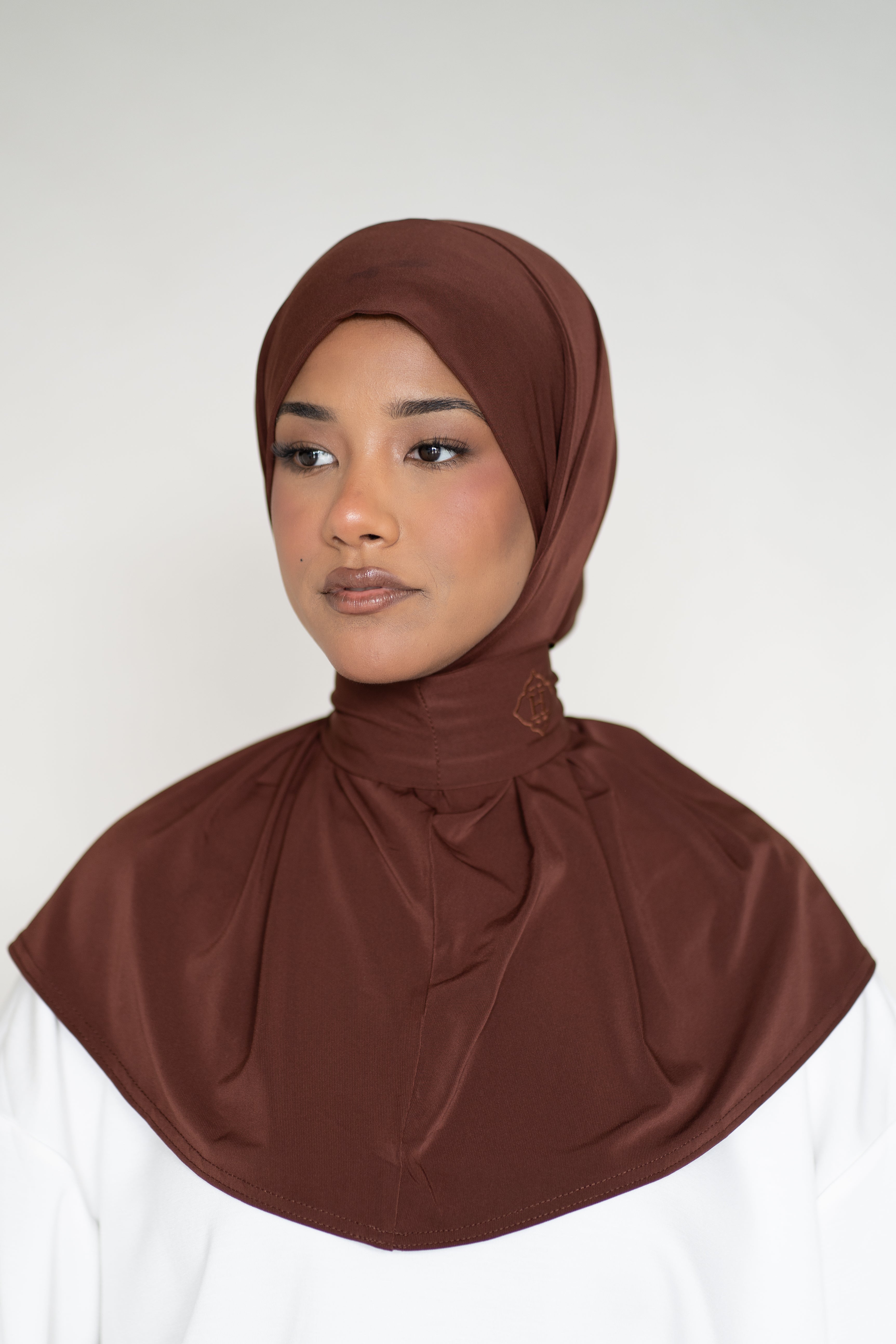 Instant Hijab Espresso Glow (Chocolate Brown)