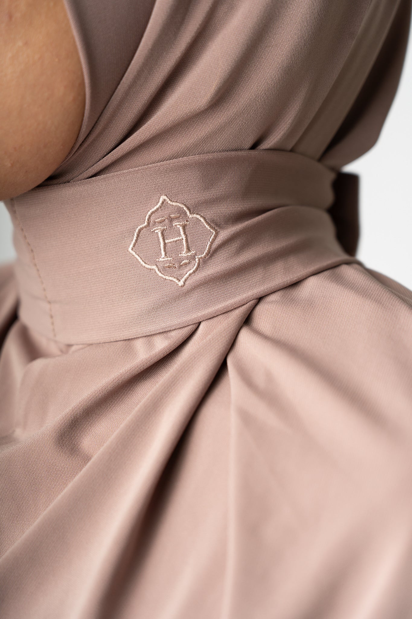 Instant Hijab Desert Rose (Beige-Pink)