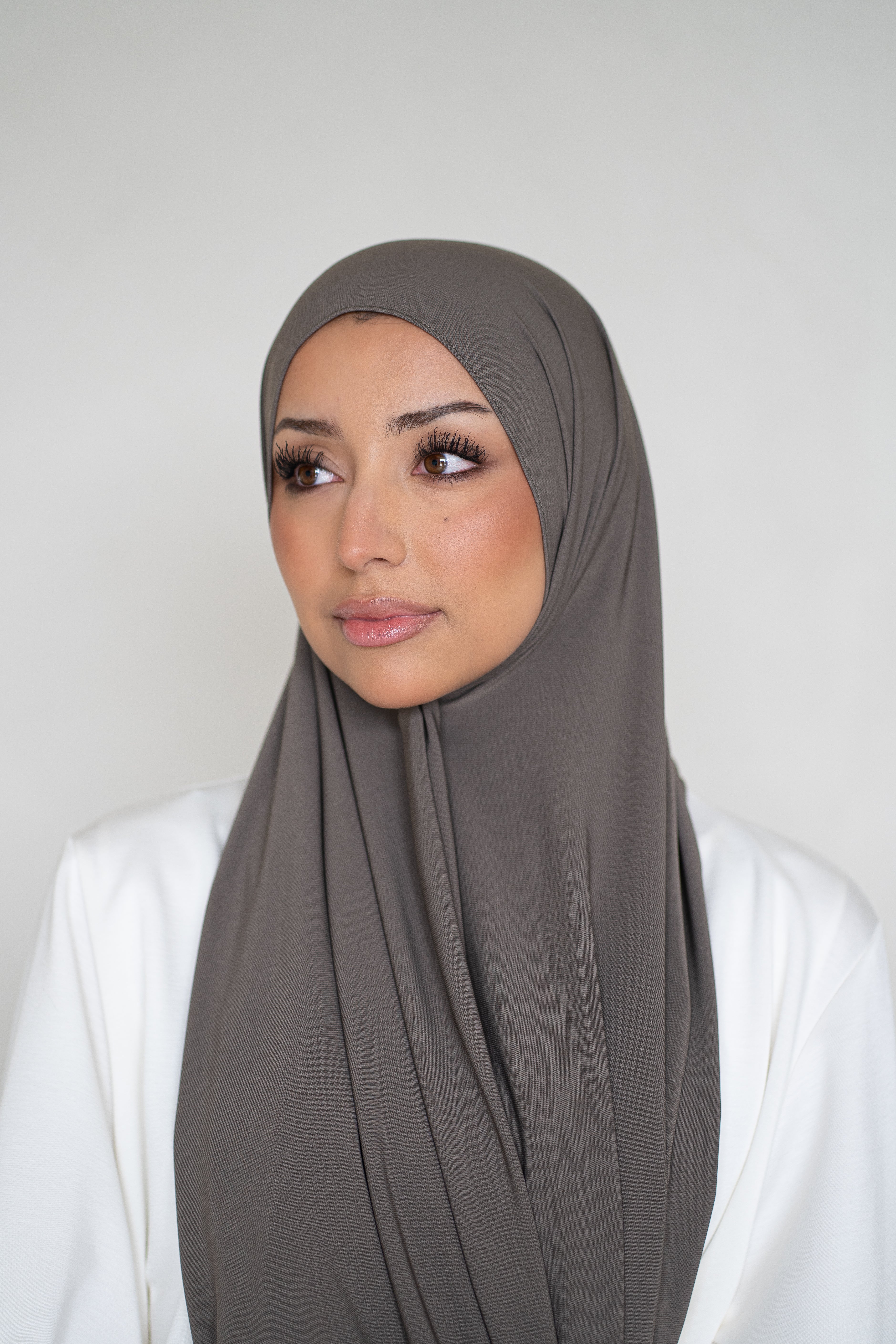 Premium Jersey Hijab Ash Grey (Brown-Grey)