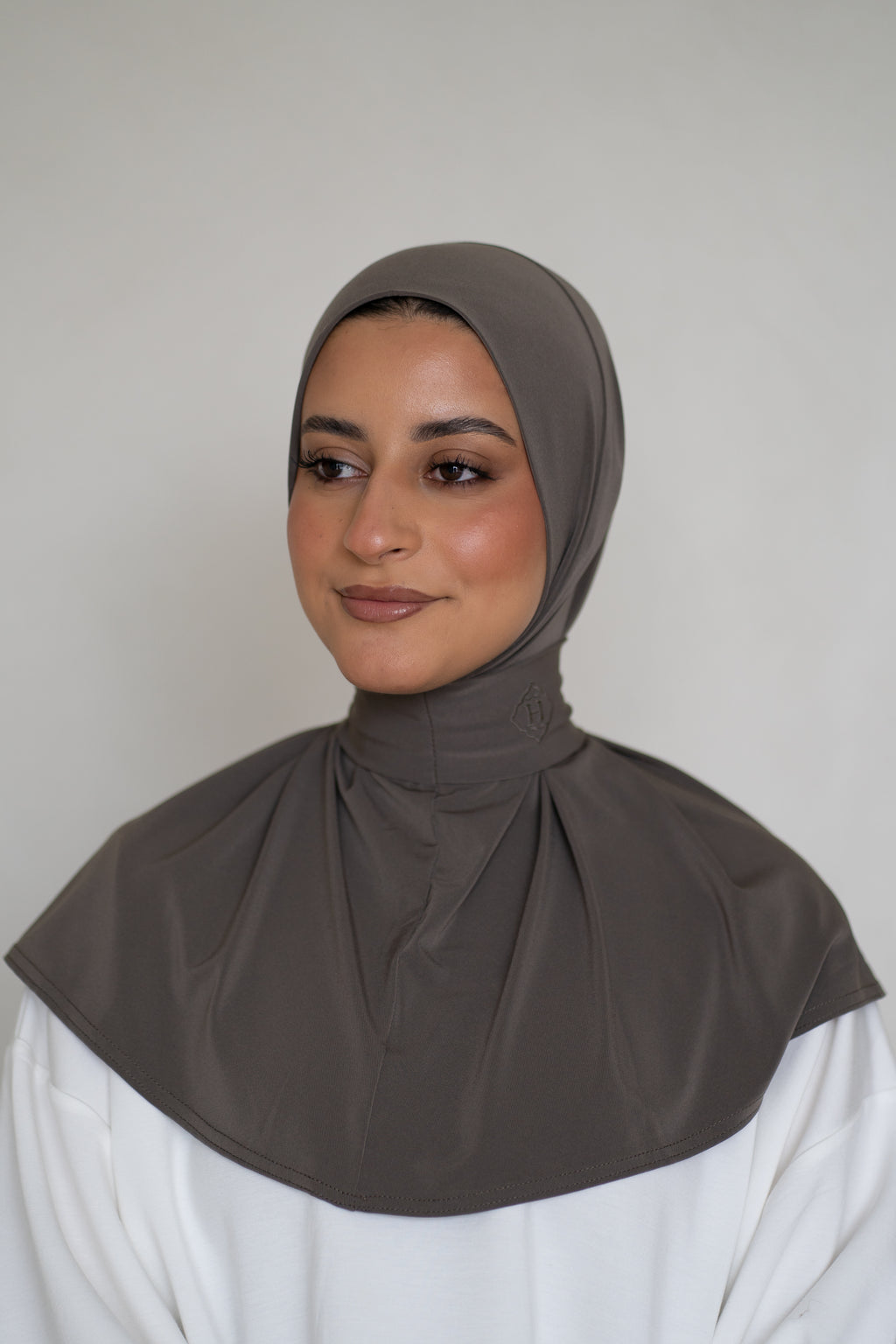 Instant Hijab Ash Grey (Brown-Grey)