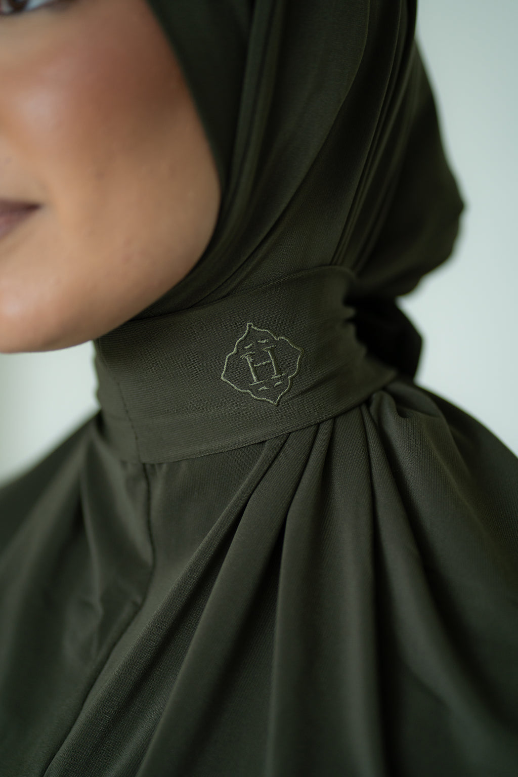 Instant Hijab Forest Veil (Dark Khaki)