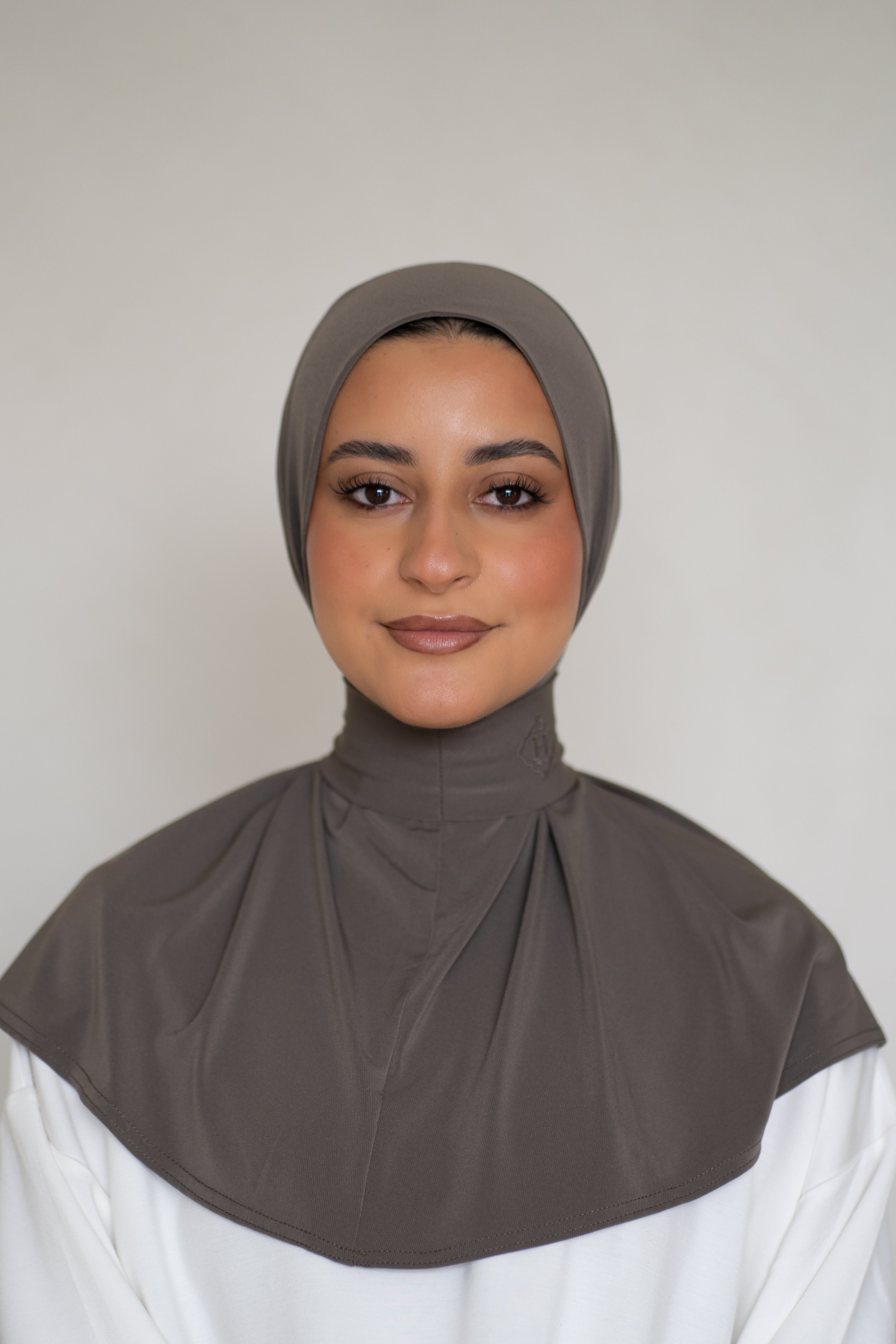 Instant Hijab Ash Grey (Brown-Grey)