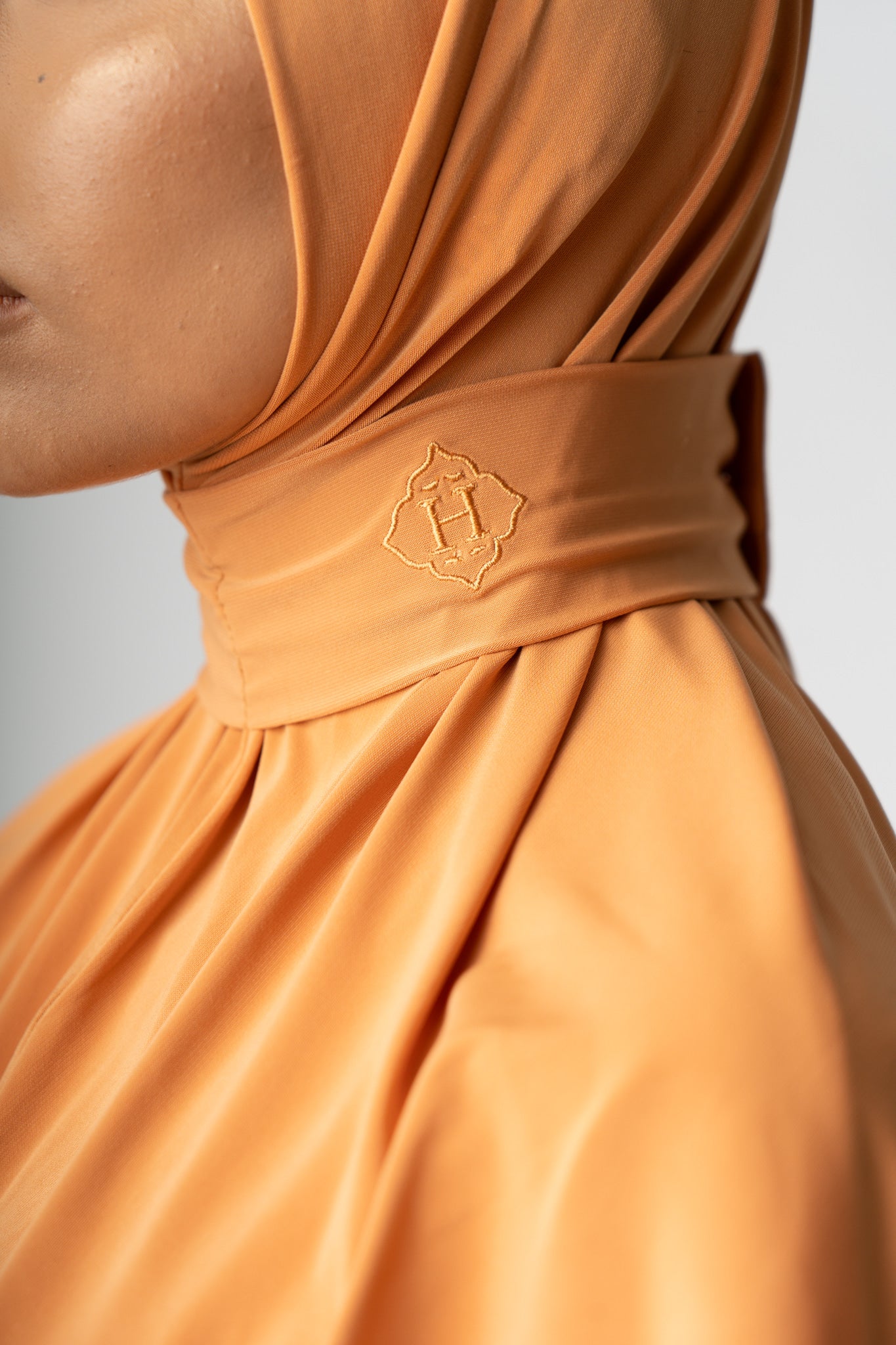 Instant Hijab Autumn Flame (Orange)